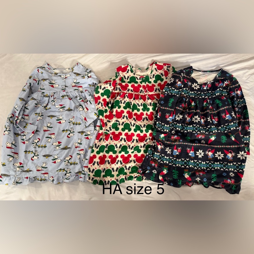 Hanna Andersson Kids Pajamas - Blue, Red, Green